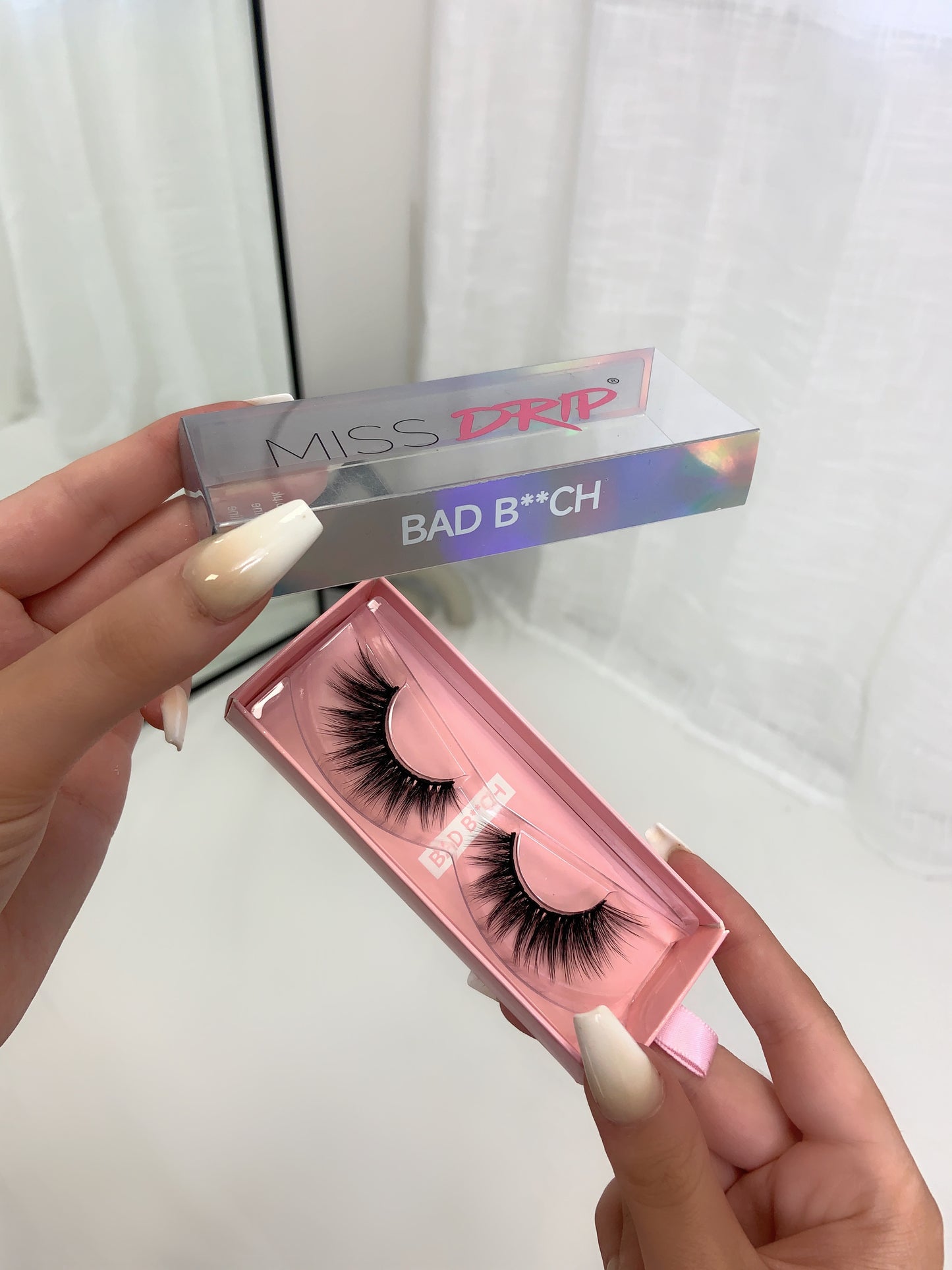 Falsche Wimpern aus Kunstnerz von Bad B**ch