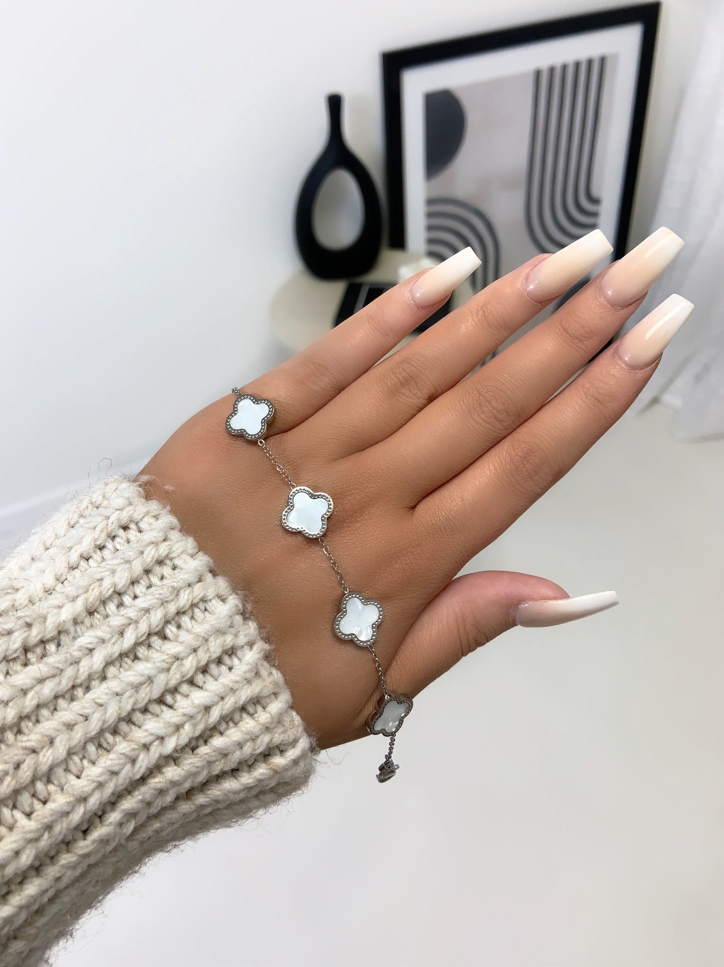 Lydia Clover Bracelet SILVER